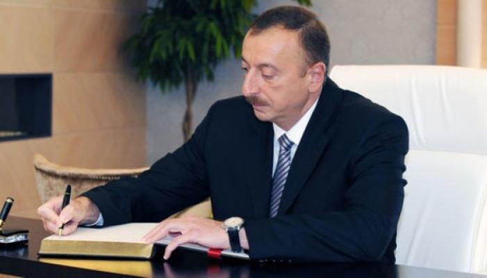 Распоряжение Президента Азербайджанской Республики o проведении 100<abbr>-</abbr>летнего юбилея Азиза Мирахмедова<abbr style=