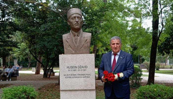 ANAS President Academician Isa Habibbayli visited the bust of Huseyn Javid in Montenegro