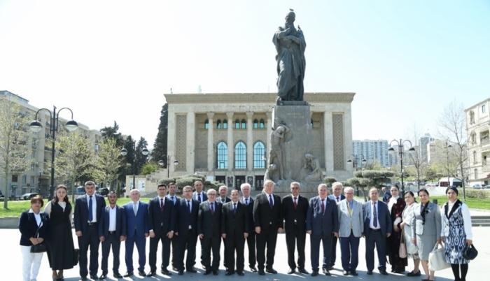 ANAS Institute of Literature held a scholarly symposium on 'Mohammed Fuzuli and the Turkic world' 