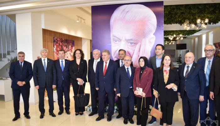 Şəkidə Bəxtiyar Vahabzadənin anadan olmasının 100 illiyinə həsr olunmuş konfrans keçirilib