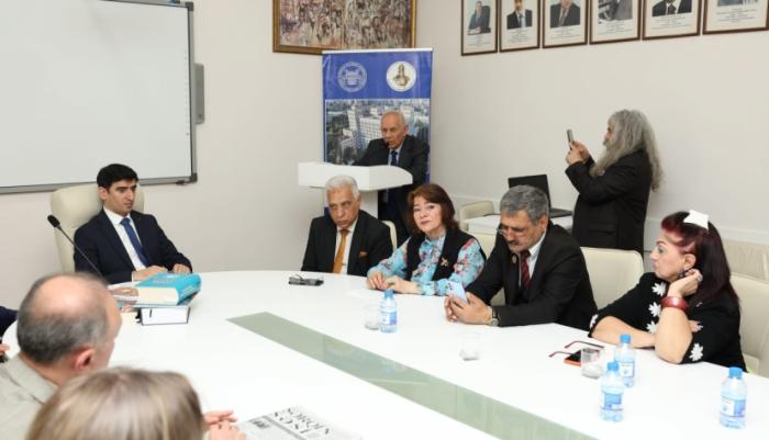 Ədəbiyyat İnstitutunda tədqiqatçı<abbr>-</abbr>alim, şair, professor Faruk Faik Köprülü ilə görüş keçirilib