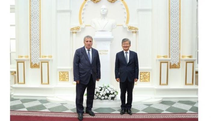 Academician Isa Habibbeyli met with the Ambassador of the Republic of South Korea to Azerbaijan